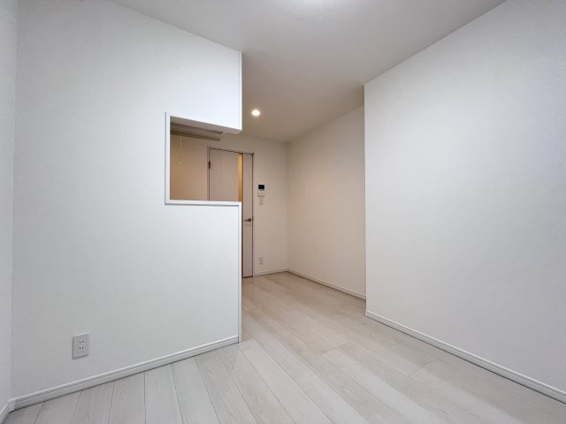 ロイヤルフィオーレあびこの居間・リビング