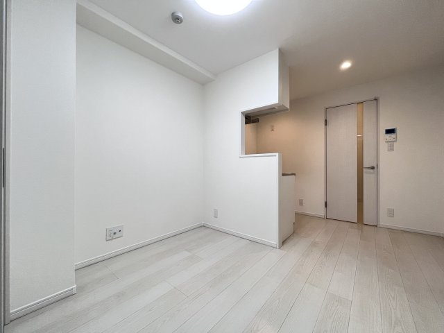 ロイヤルフィオーレあびこの居間・リビング