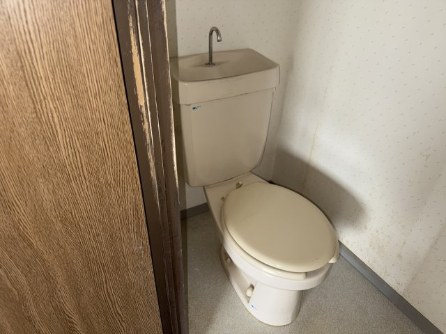 クリスタル西庄のトイレ