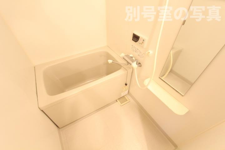 カーム香雅の浴室