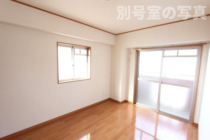 カーム香雅の居間・リビング