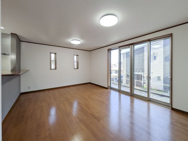 君影町６丁目戸建の居間・リビング