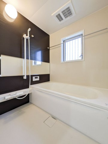 君影町６丁目戸建の浴室