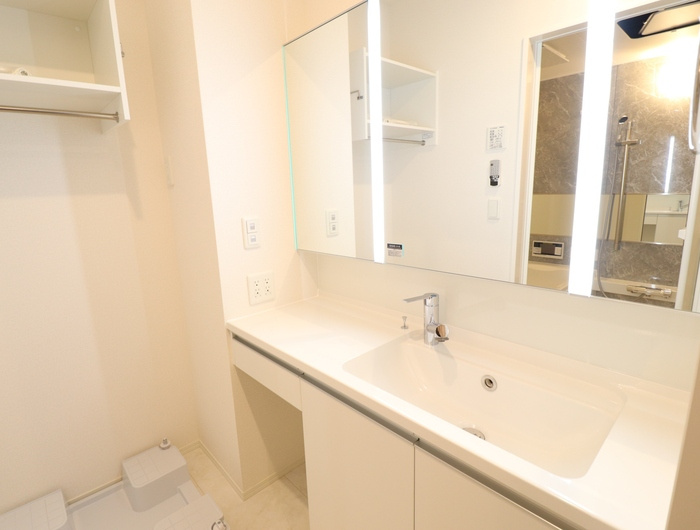 レアール・パレストの独立洗面台|※同タイプの部屋写真です