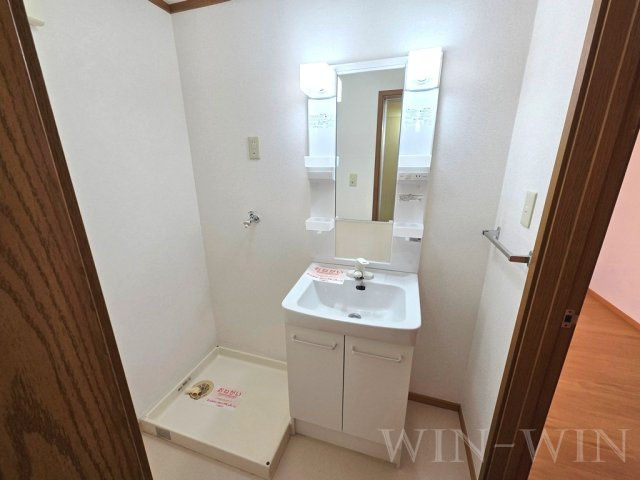 サンヒル森岡の独立洗面台