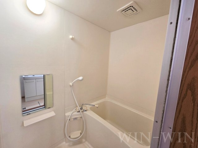 サンヒル森岡の浴室