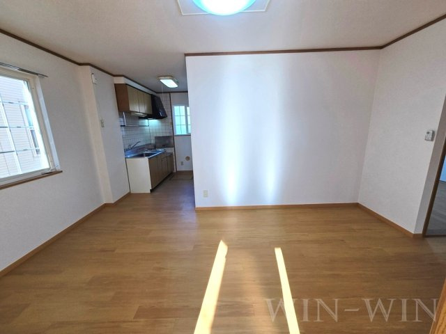 サンヒル森岡の居間・リビング