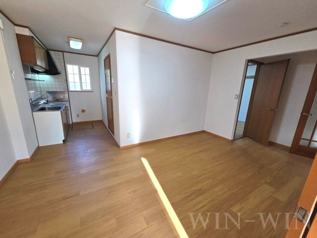 サンヒル森岡の居間・リビング