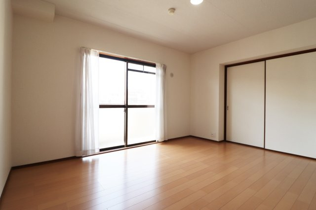 サンコート橋の内の子供部屋