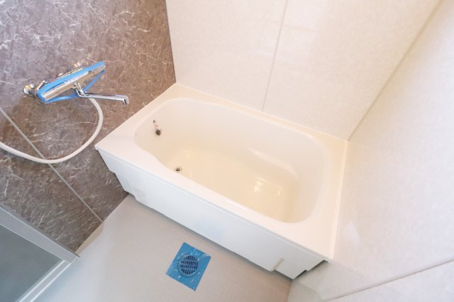 サンコート橋の内の浴室