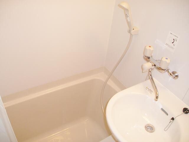 プレステイジＡの浴室