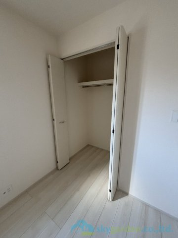 平塚市纏　新築戸建　全10棟8号棟の収納