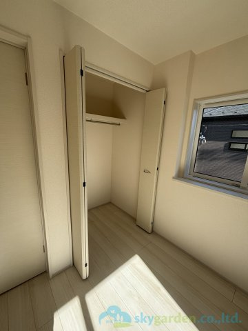 平塚市纏　新築戸建　全10棟8号棟の収納