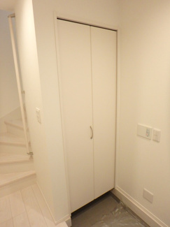 【玄関】 | kolet二子新地