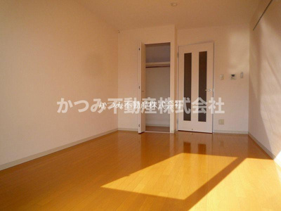 【寝室】 | ラフィーネ | 参考写真