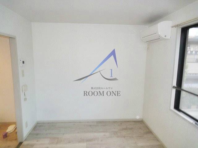 フレグランスマツバの居間・リビング|洋室のお部屋です。