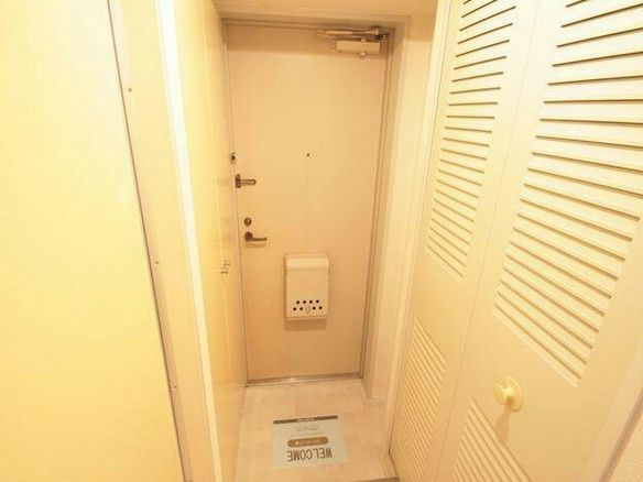 Ｊフラッツ川口本町の玄関|※イメージ別号室写真