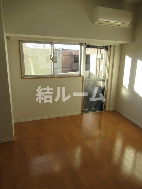 練馬区豊玉北４丁目の賃貸マンションの居間・リビング