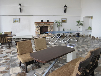 【エントランス】 | 琵琶湖アーバンリゾートⅢ番館 | 来客時はこちらをご利用いただけます。