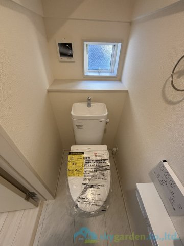 平塚市纏　新築戸建　全10棟7号棟のトイレ