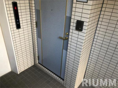 【玄関】 | アネックスオマタⅡ