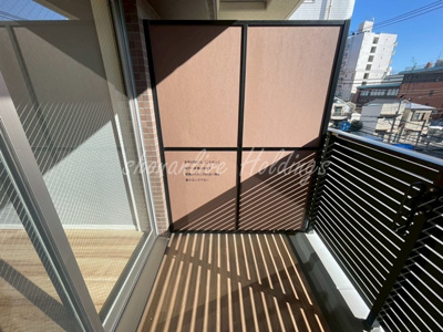 【バルコニー】 | ベルフェリーク横濱山下町