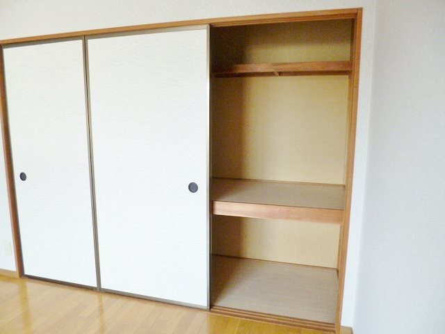 シティーハイツの収納