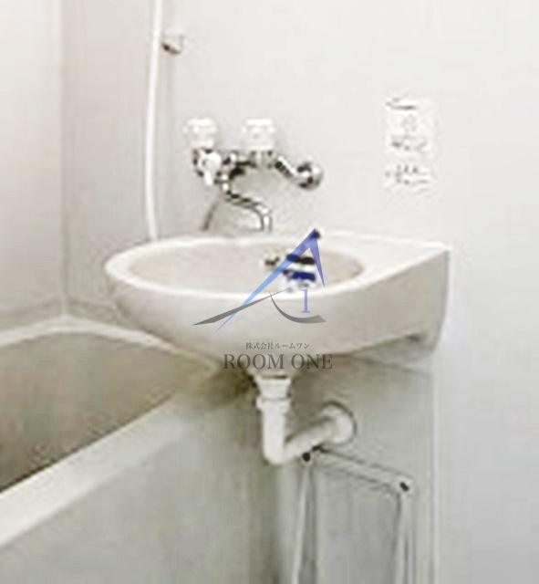 パインコーポの洗面所|洗面台です。