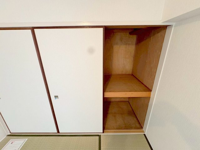 三番グリーンハイツの収納