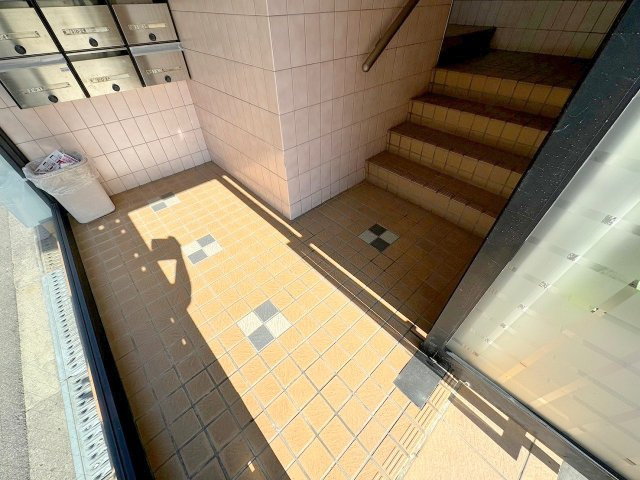 三番グリーンハイツのロビー