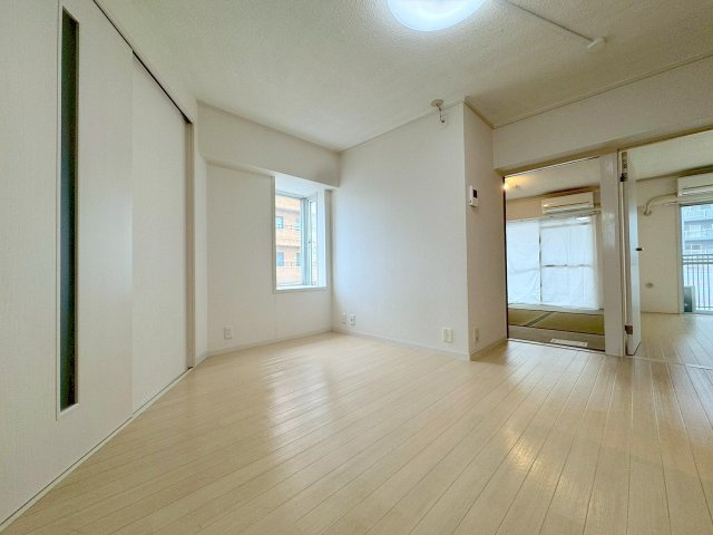 三番グリーンハイツの居間・リビング