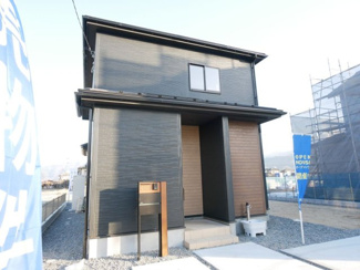 【外観】 | 中央市西花輪 オール電化新築 全2棟 2号棟 74坪全室南向 | 建物完成済み　随時ご見学可能です。