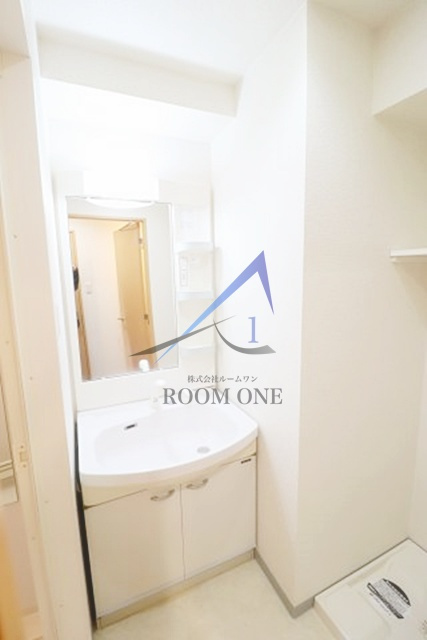 トランスパレントの洗面所|洗面台です。