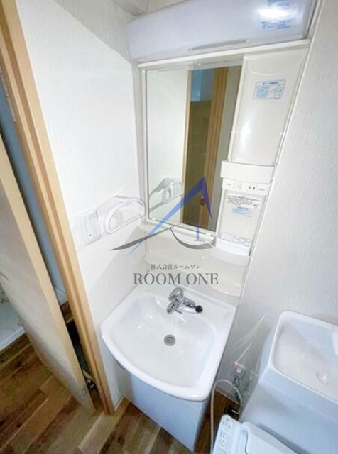 サンメゾン中山の洗面所|洗面台です。