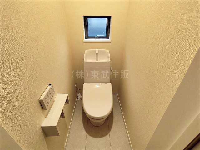 【トイレ】 | ふじみ野市亀久保３丁目　全５棟　B号棟 | 2階トイレ