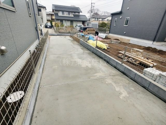 【駐車場】 | ふじみ野市亀久保３丁目　全５棟　B号棟 | カースペース２台可