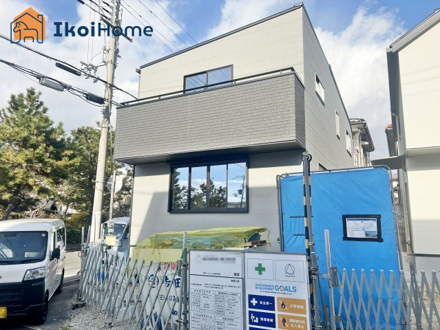 明石市松が丘1丁目　1号棟　新築戸建の駐車場|【ホームページに現地動画掲載中】●年中無休：当日予約可●駐車スペース２台可能！前面道路広々！