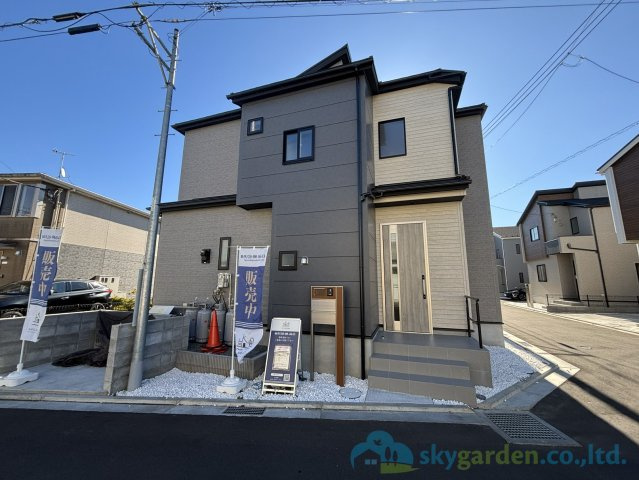 平塚市纏　新築戸建　全10棟1号棟