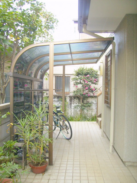 緒方ハウスのその他共用部分|★屋根付き駐輪場★