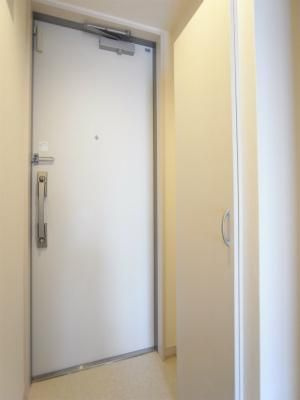 リブリ・Ｃｉｅｌｏ　ａｚｕｌの玄関