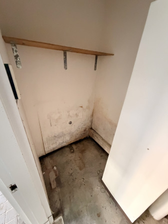 富塚町貸店舗事務所の内装