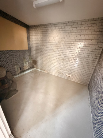 富塚町貸店舗事務所の内装