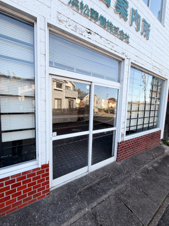 富塚町貸店舗事務所の内装