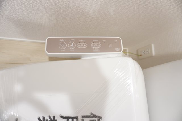 草加市谷塚上町 新築分譲住宅 全4棟 3号棟のトイレ