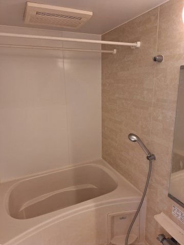 北原町ヘーベルメゾンの浴室