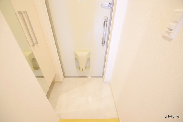 Ｓ，Ｋレジデンス天神西町の玄関