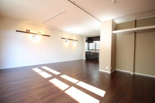 シティハイム　花水の居間・リビング