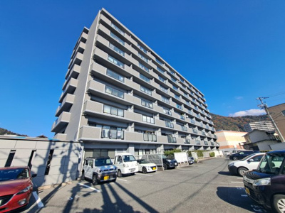 【外観】 | グランシャリオ可部中央