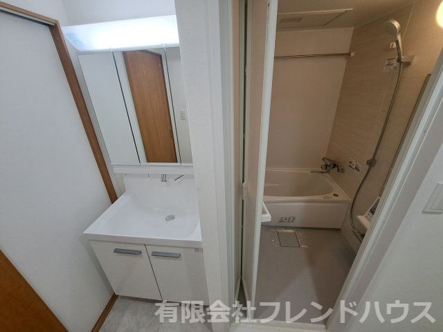 【洗面所】 | グランシャリオ可部中央