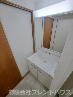 【独立洗面台】 | グランシャリオ可部中央